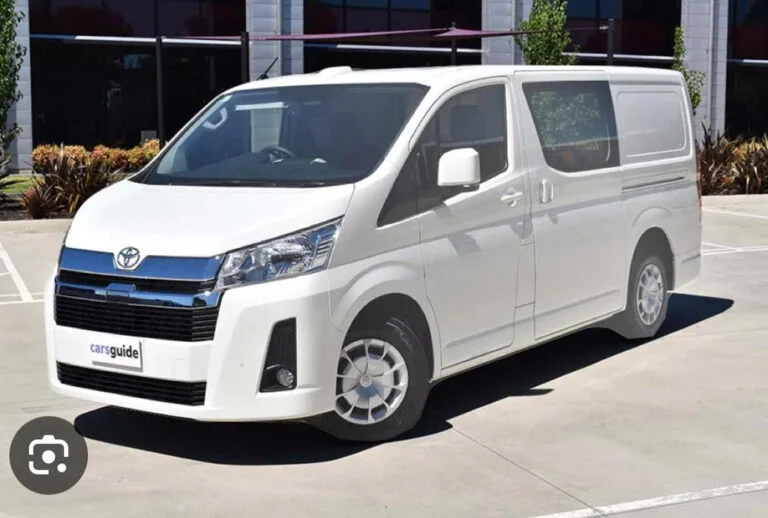 Renault for maxi cab services